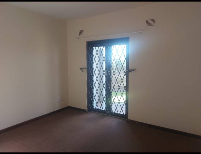 3 BEDROOM SECTIONAL TITLE RENTED IN THE WOLDS